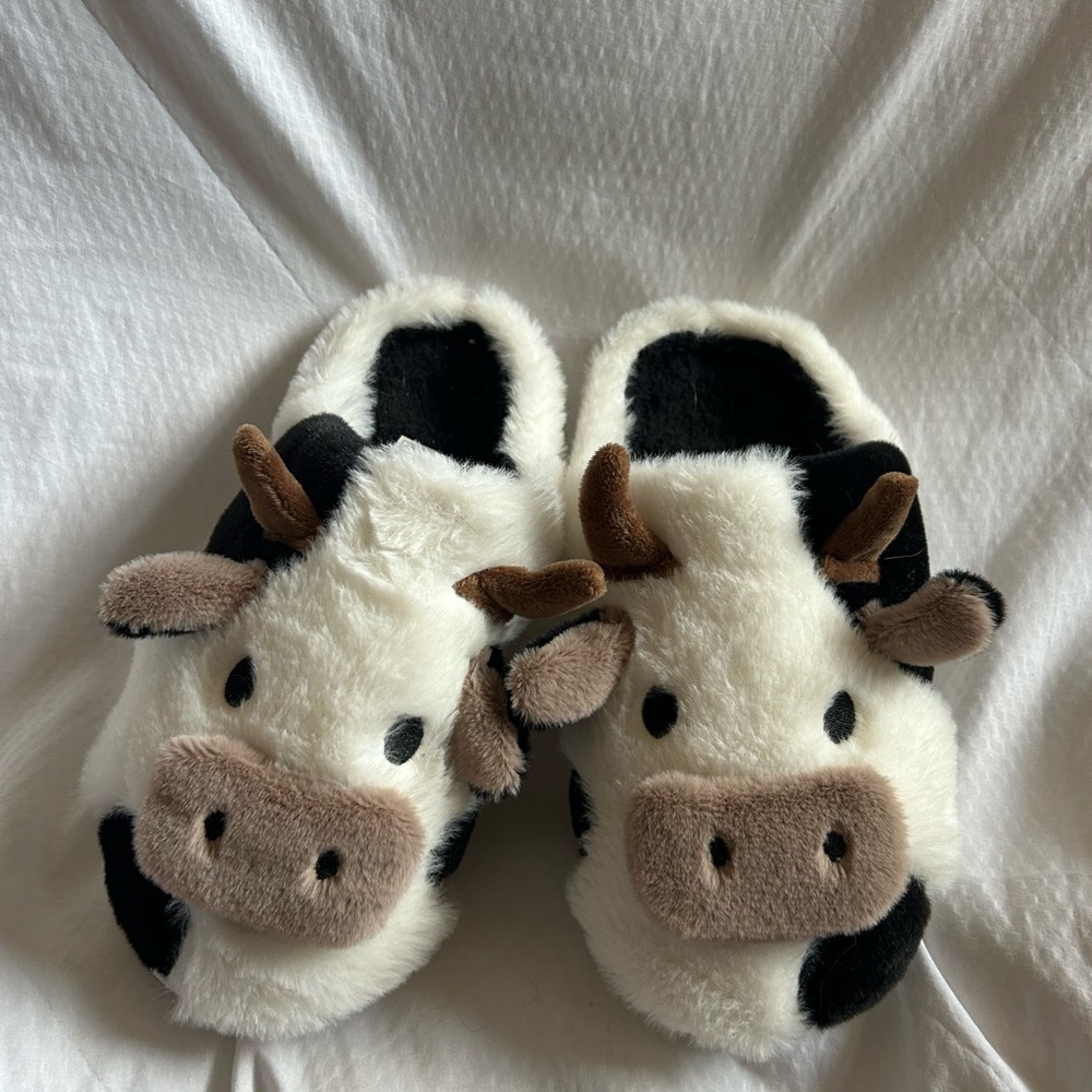 SHEIN Cow Print Slippers - Black and White Womans 8.5